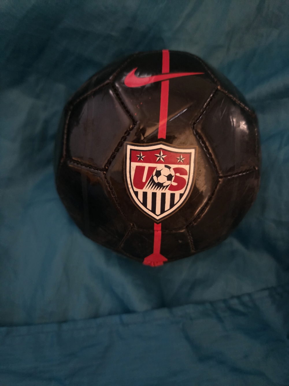Nike US Soccer Black & Red Mini Soccer Ball